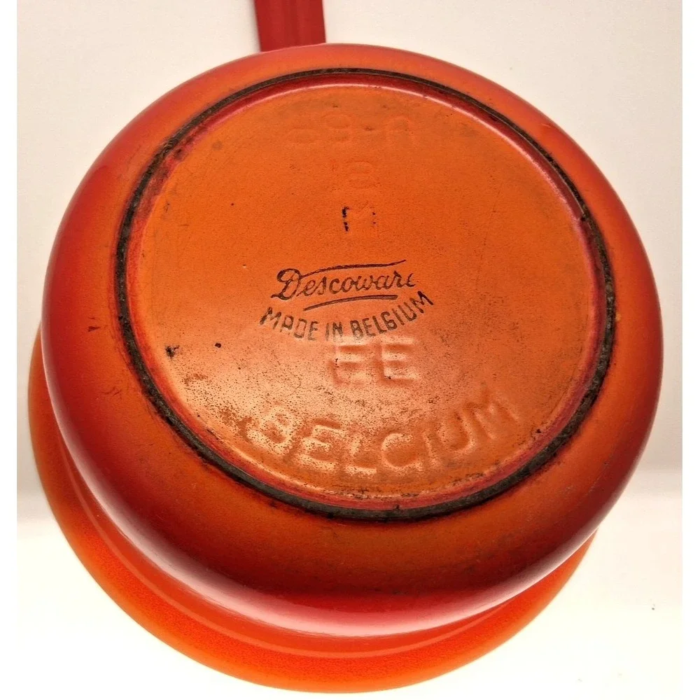 Descoware 89-A 18 M Belgium Flame Orange Cast Iron Saucepan NO LID